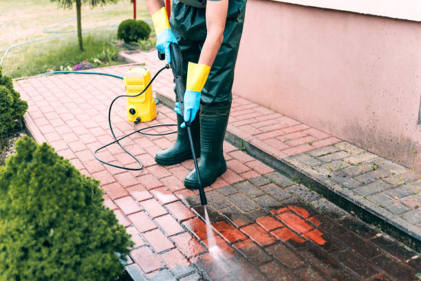 Best Deck Pressure Washing  in Lac Du Flambeau, WI